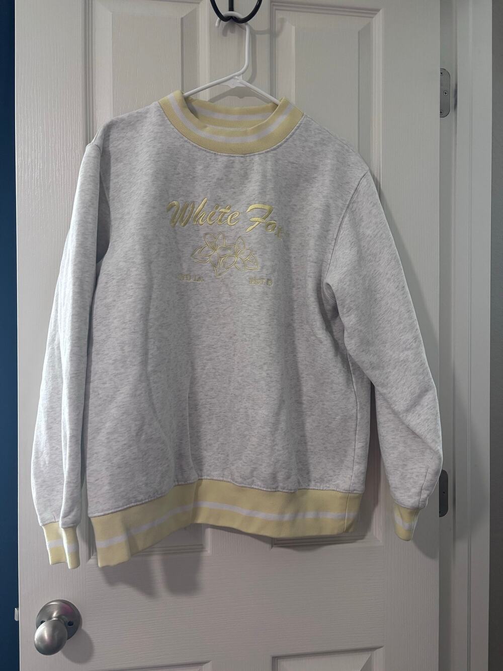 White Fox Embroidered Sweatshirt